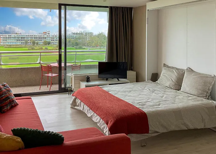 Royal Ascot S2 Ref 8 아파트