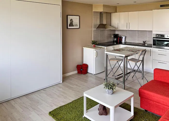 Royal Ascot S2 Ref 8 아파트 오스텐드